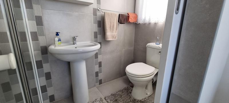 2 Bedroom Property for Sale in Tergniet Western Cape